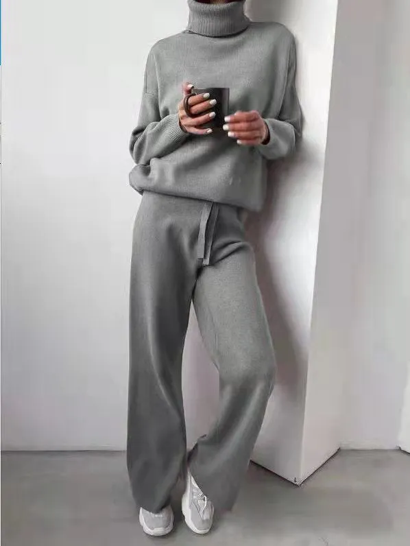 Casual Fashion Suits for Women - Turtleneck Sweater & Pants