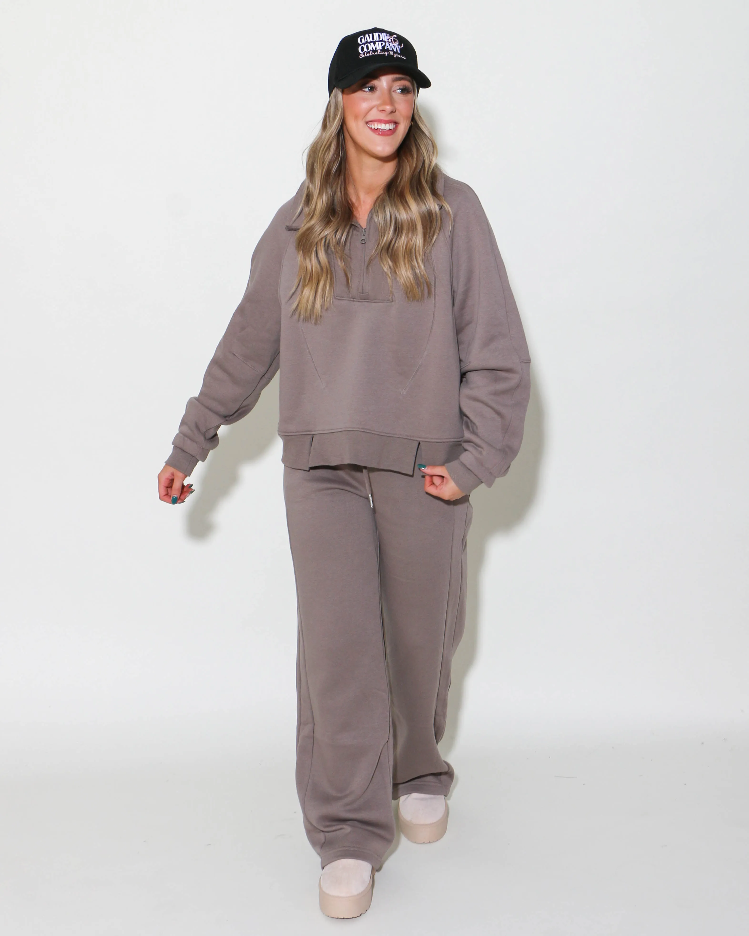 Half Zip Sweatshirt & Pants Set in Mocha