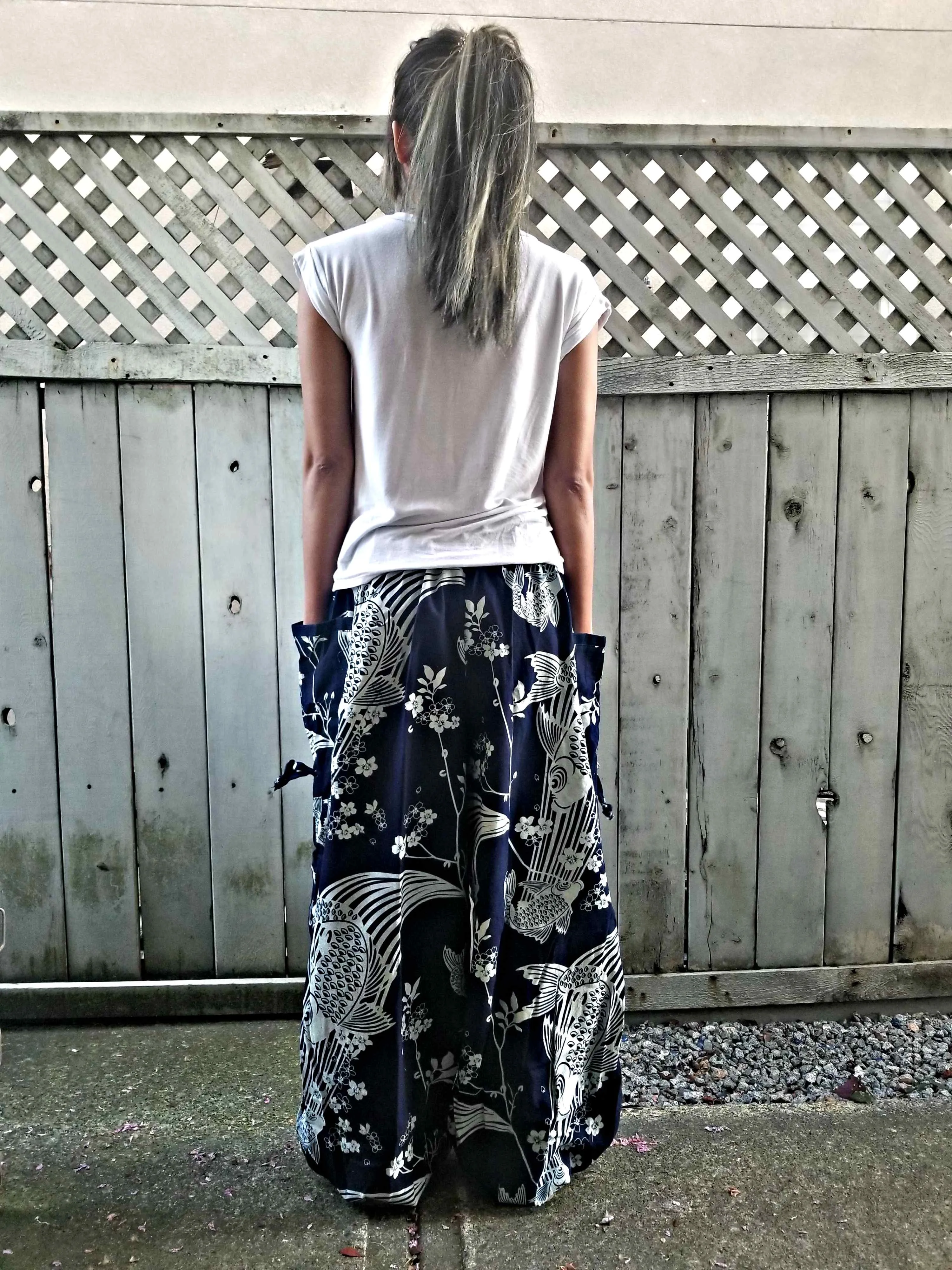 Waves Sakura (INDIGO)Koi Comfy Pants